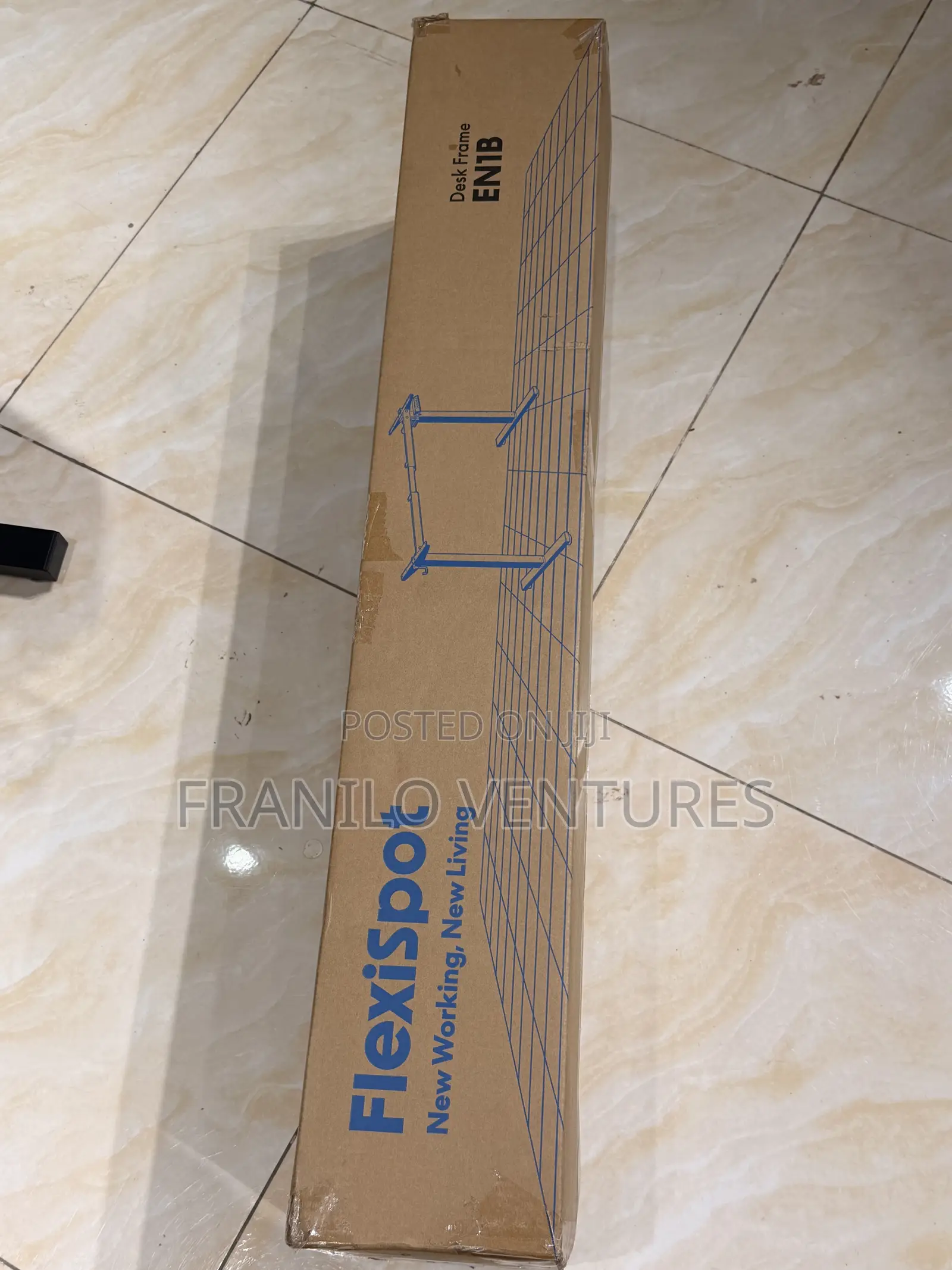 Flexispot En1 Complete Standing/Electric Desk(140x70cm)