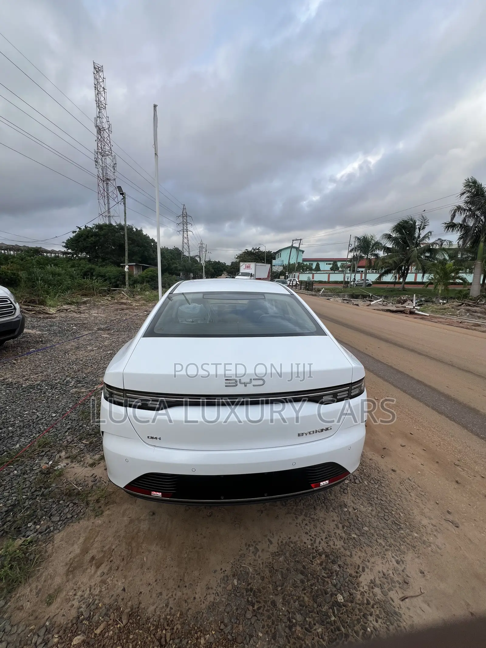 New BYD Destroyer 05 DM-i 1.5 Hybrid FWD 2024 White