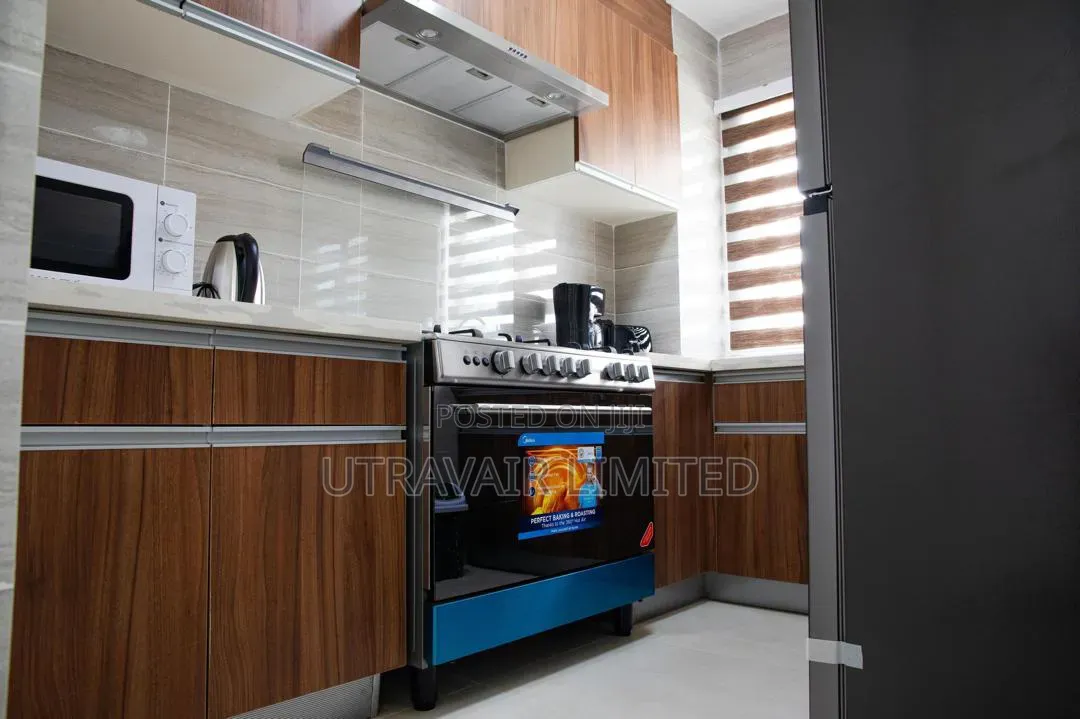 Ultra Apartment Light