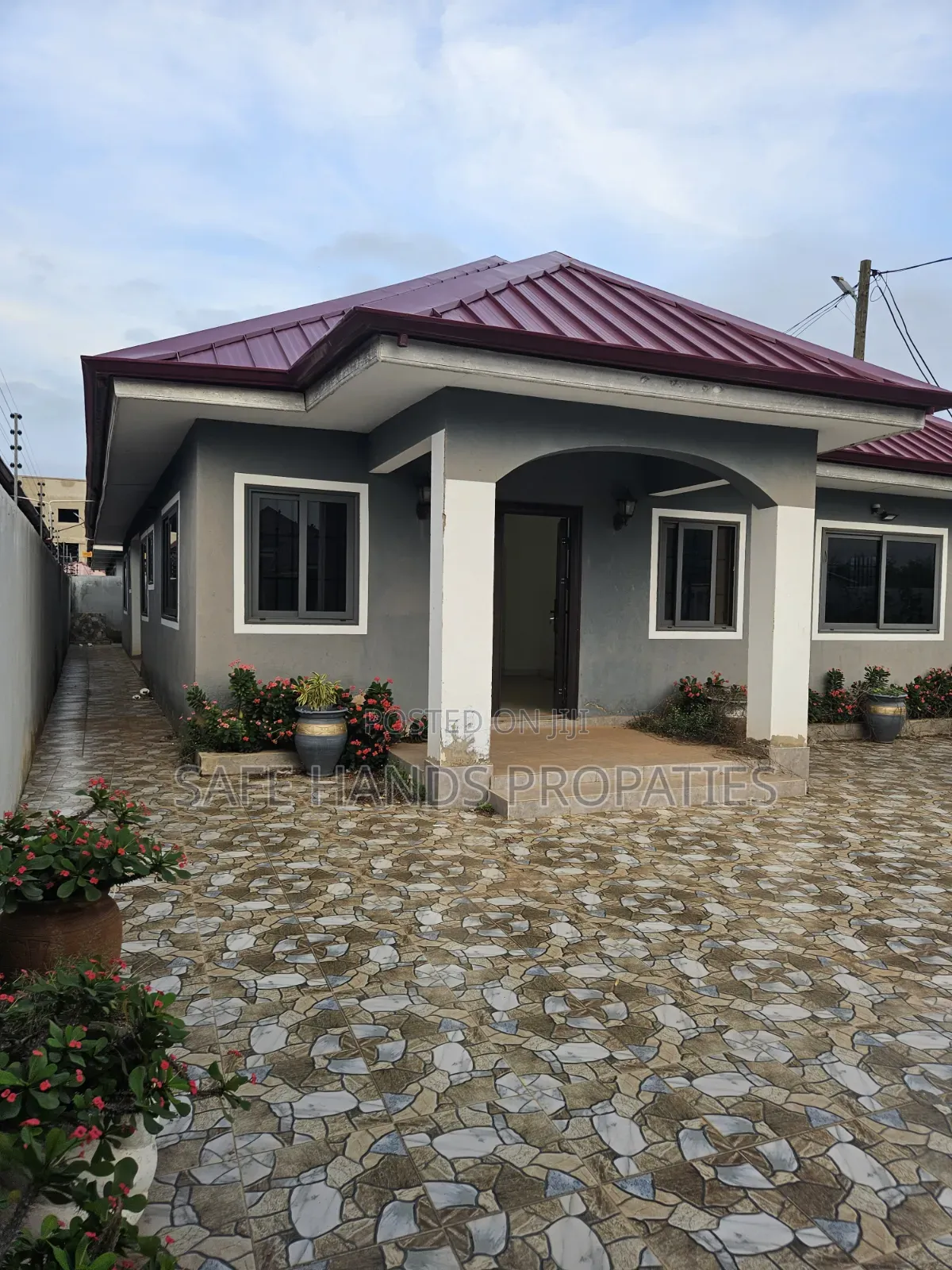 3bdrm House in Accra Metropolitan for sale