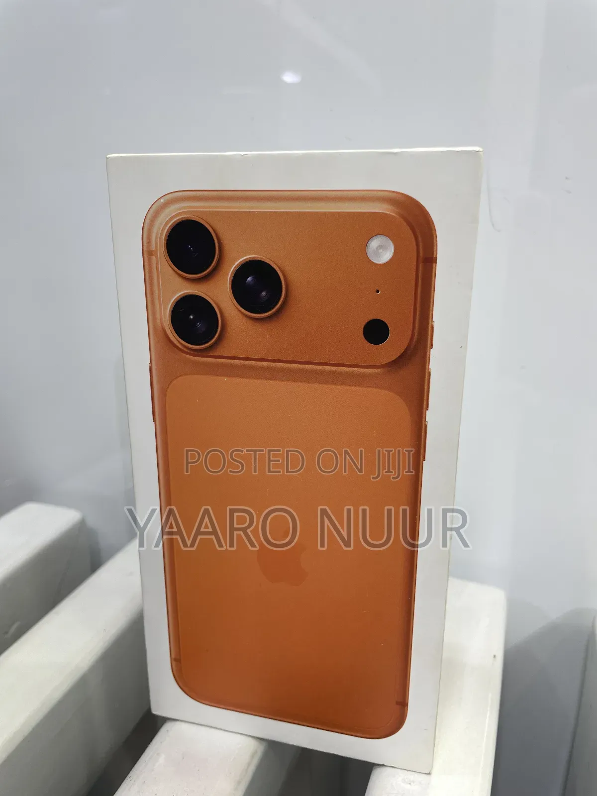 New Apple iPhone 17 Pro Max 256 GB Orange