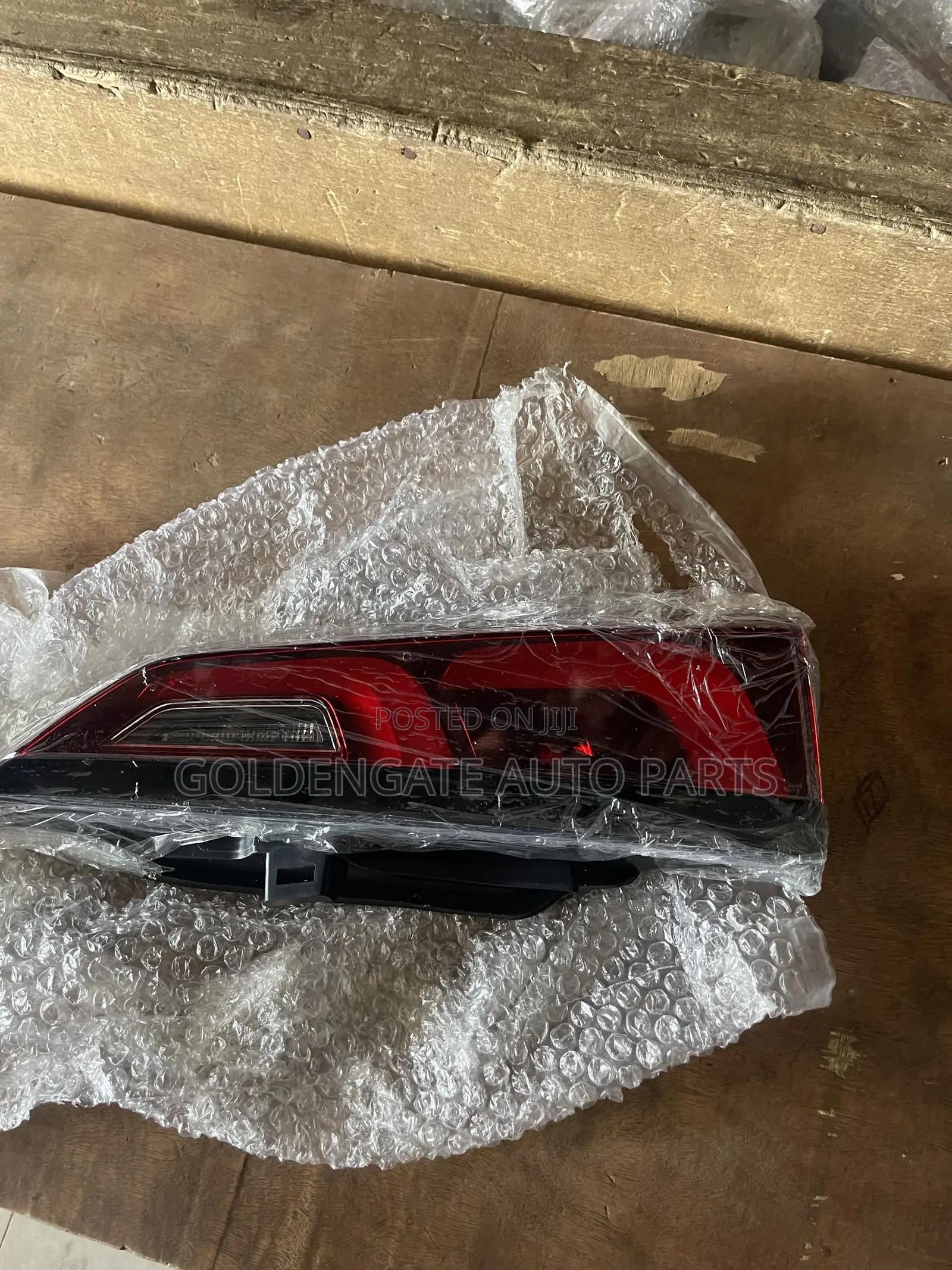 Honda Cr-v 23 Boot Light
