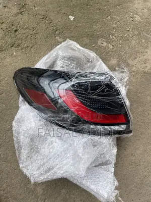 Hr-v 23 Tail Light