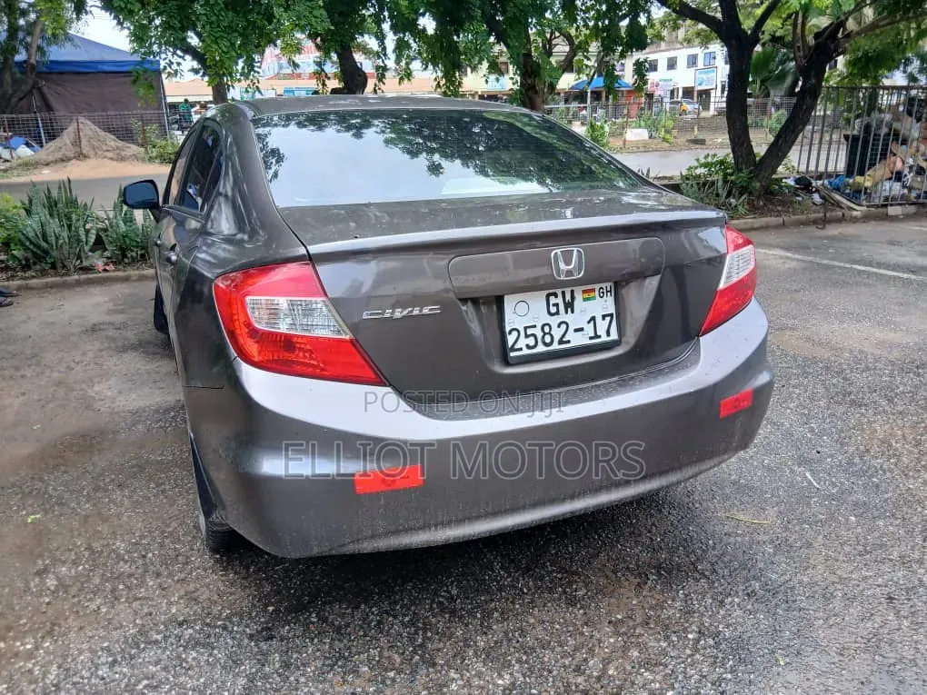 Honda Civic 2012 Silver