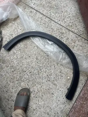 Hr-v 20 Fender Moulding