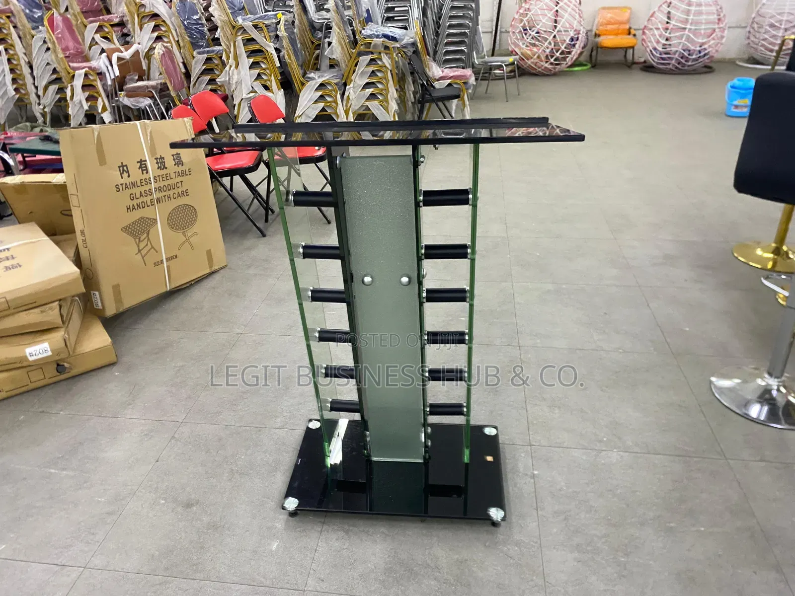 Affordable High-Quality Tempered Glass Pulpit