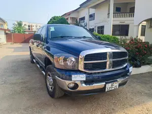 Dodge RAM 1500 Mega Cab 2006 Blue