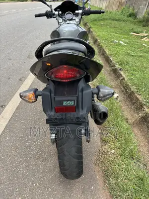 Suzuki GSR 2020 Black