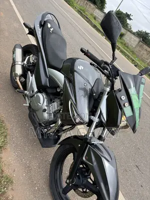 Suzuki GSR 2020 Black