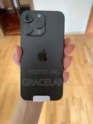 New Apple iPhone 15 Pro 128 GB Black