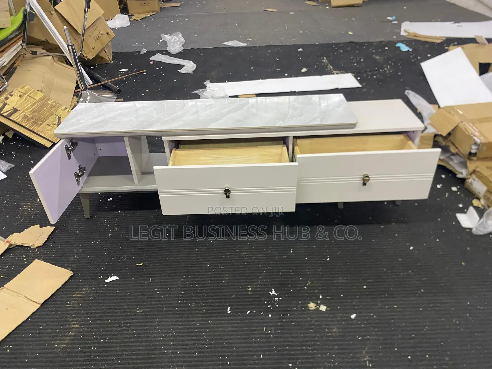 Stylish Tv Stand Unit