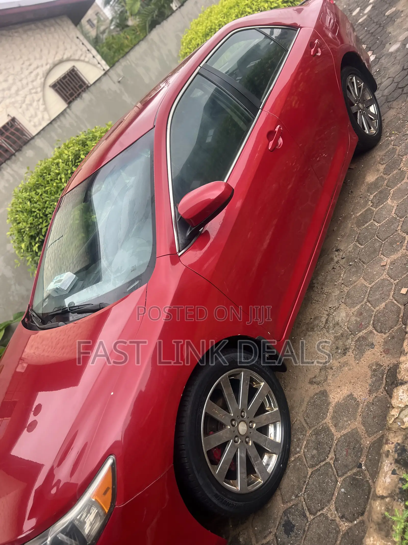 Toyota Camry LE 4dr Sedan (2.5L 4cyl 6A) 2014 Red