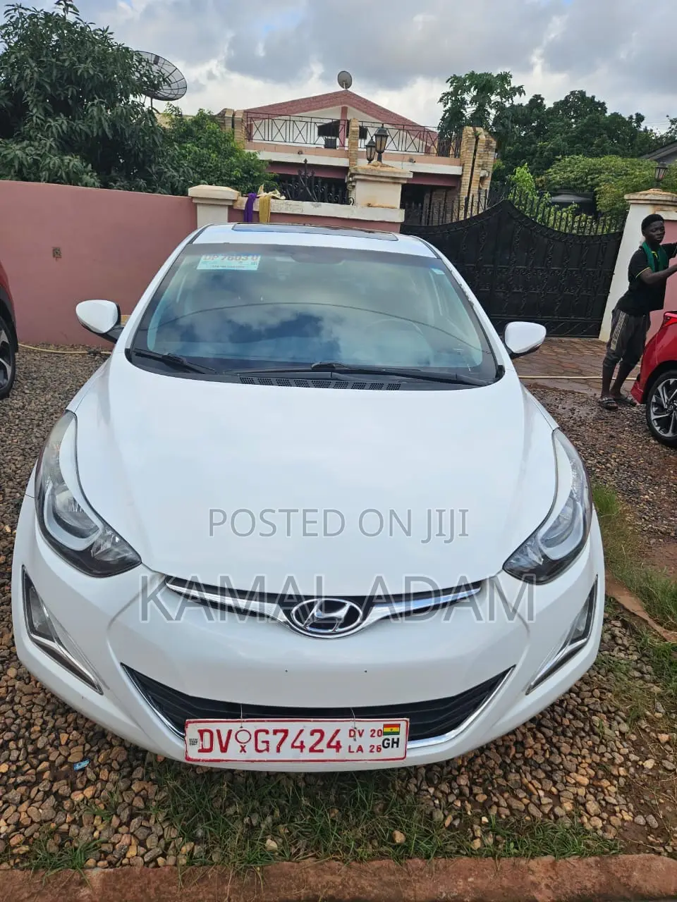 Hyundai Elantra Limited Sedan FWD (1.8L 4cyl 6A) 2016 White
