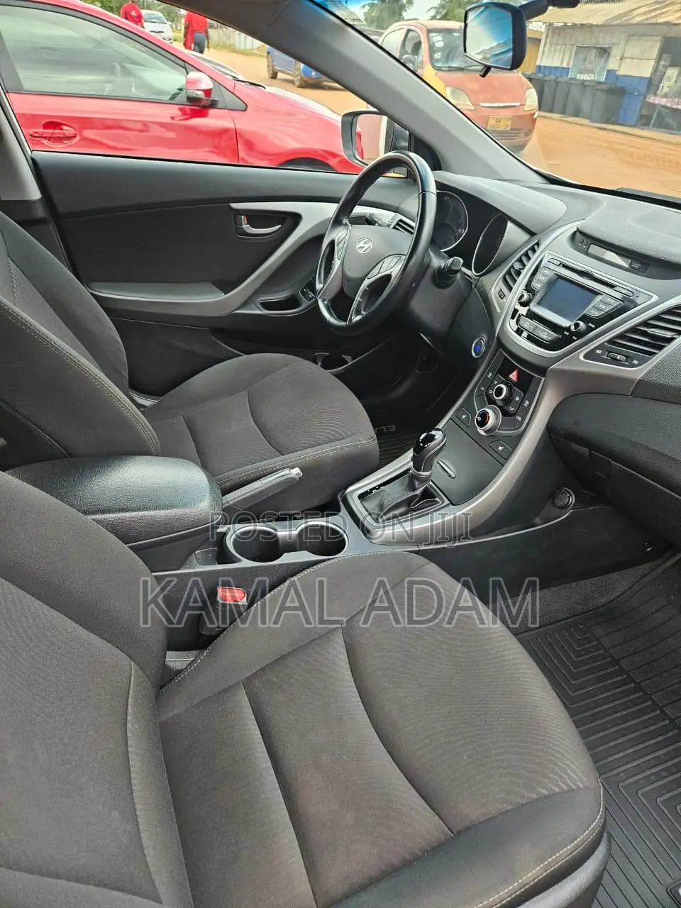 Hyundai Elantra Limited Sedan FWD (1.8L 4cyl 6A) 2016 White