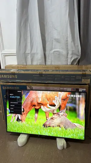 2022 43” Samsung Crystal Uhd Smart Tv (Fresh With Box)