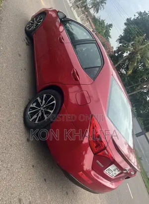 Toyota Corolla SE (1.8L 4cyl 2A) 2019 Red