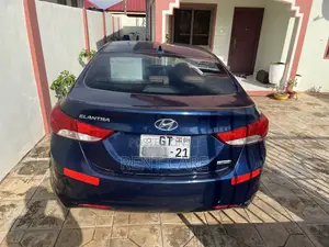 Hyundai Elantra Limited 4dr Sedan (1.8L 4cyl 6A) 2015 Blue