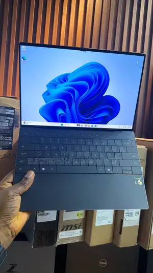 Laptop Dell XPS 13 9345 16GB Qualcomm Snapdragon X Elite SSD 512GB