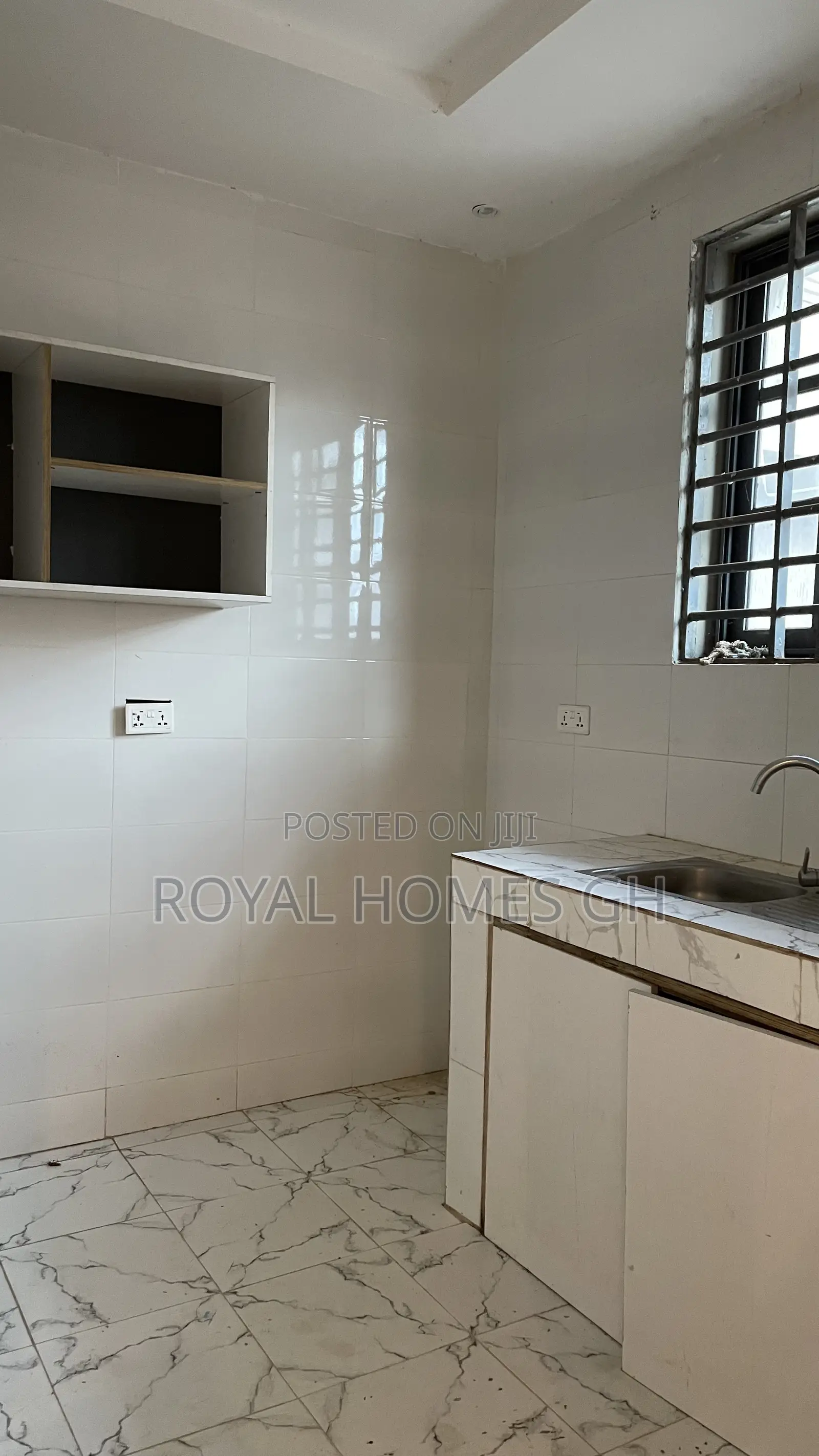 1bdrm Apartment in Royal Homes Gh, East Legon for rent