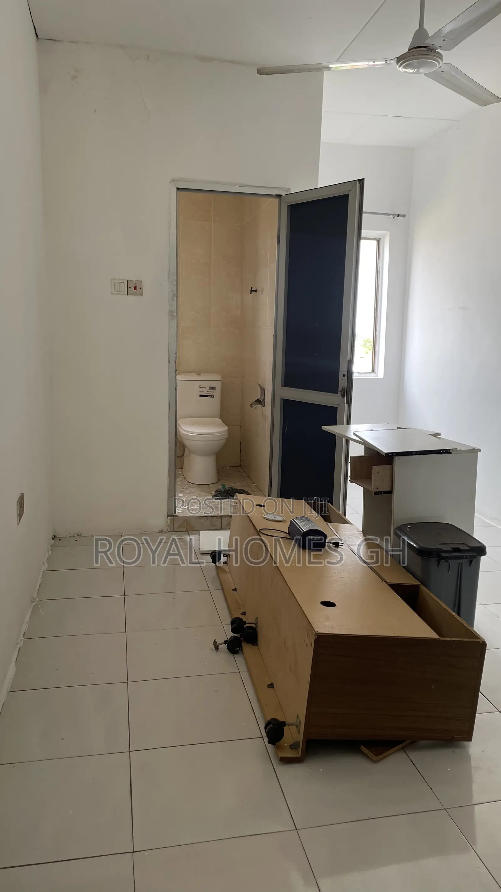 1bdrm Apartment in Royal Homes Gh, East Legon for rent