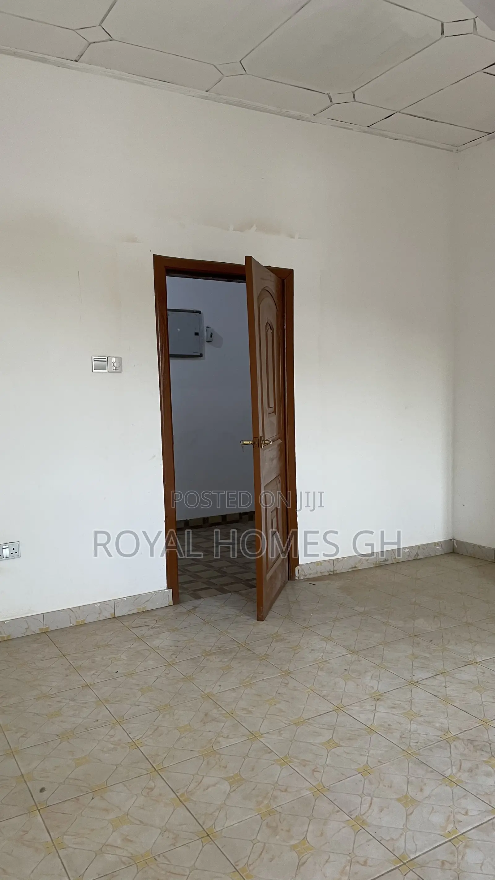 2bdrm Apartment in Royal Homes Gh, East Legon for rent