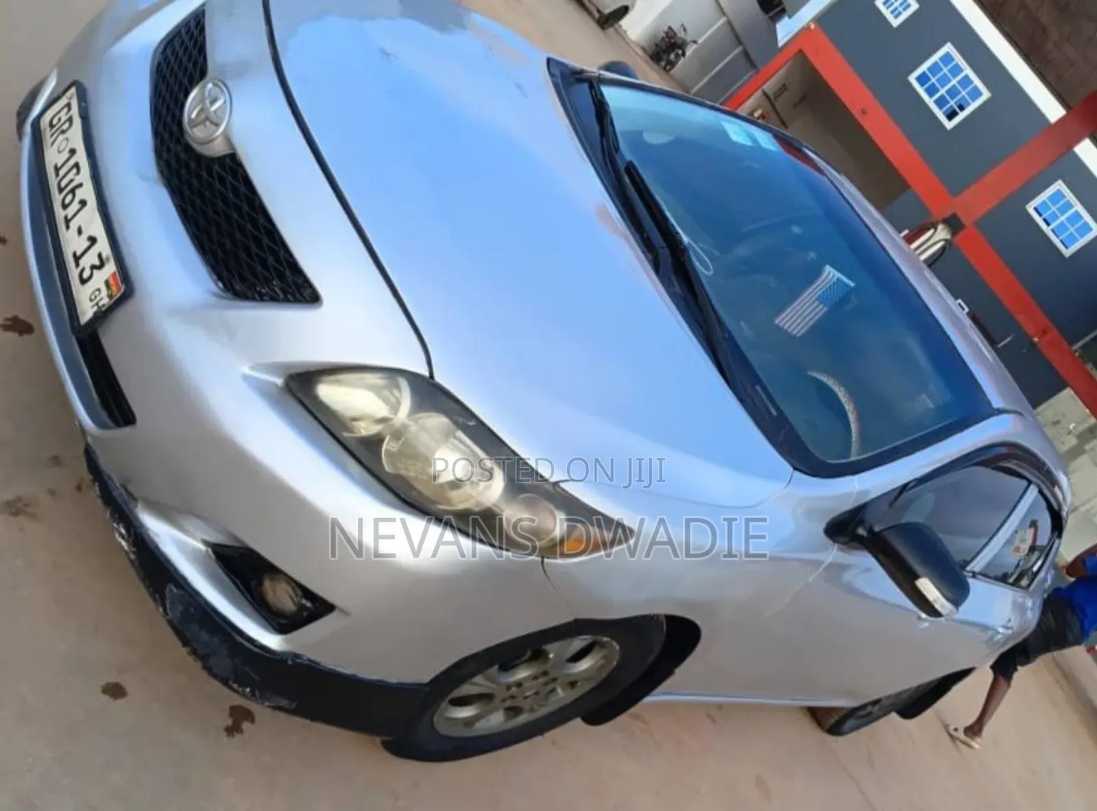 Toyota Corolla LE 4dr Sedan (1.8L 4cyl 4A) 2012 Silver