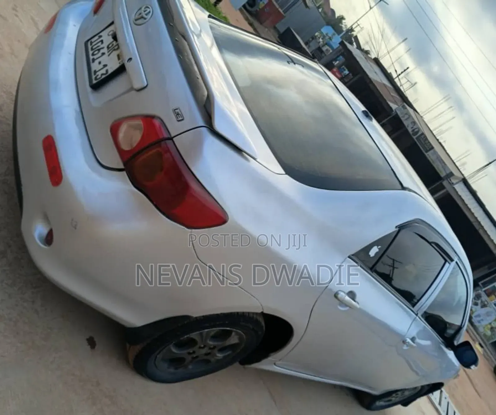 Toyota Corolla LE 4dr Sedan (1.8L 4cyl 4A) 2012 Silver