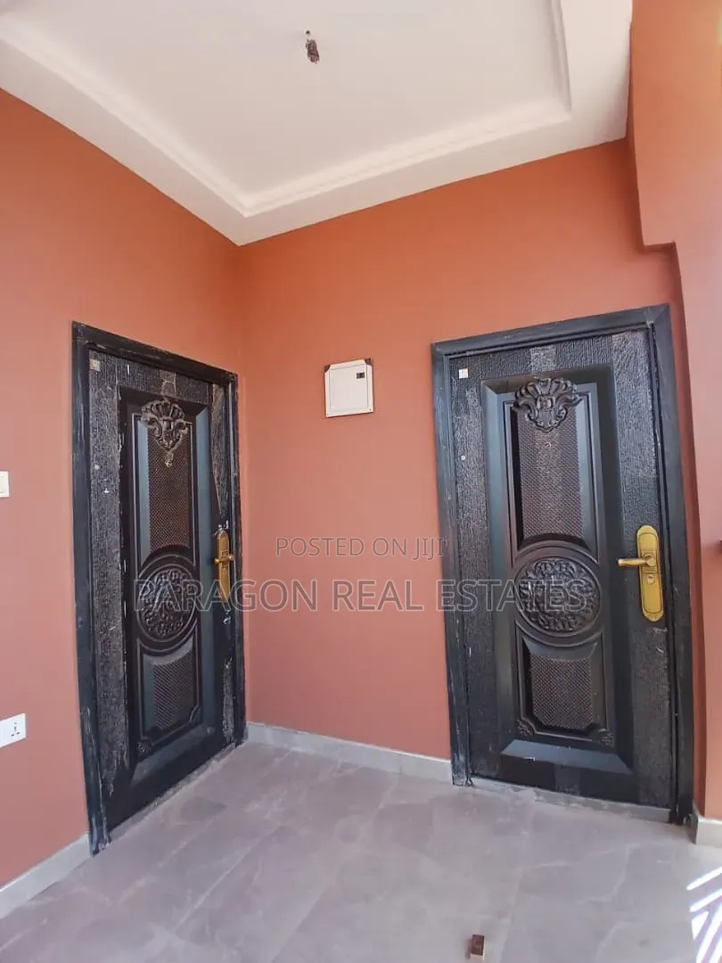 1bdrm Apartment in West Hills Mall Area for rent