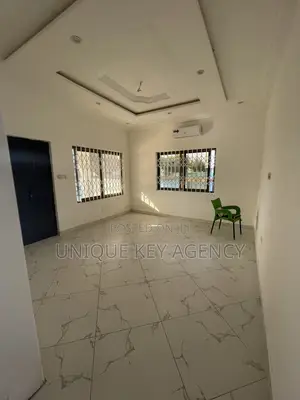 3bdrm House in Unique Key Agency, Tseaddo for rent