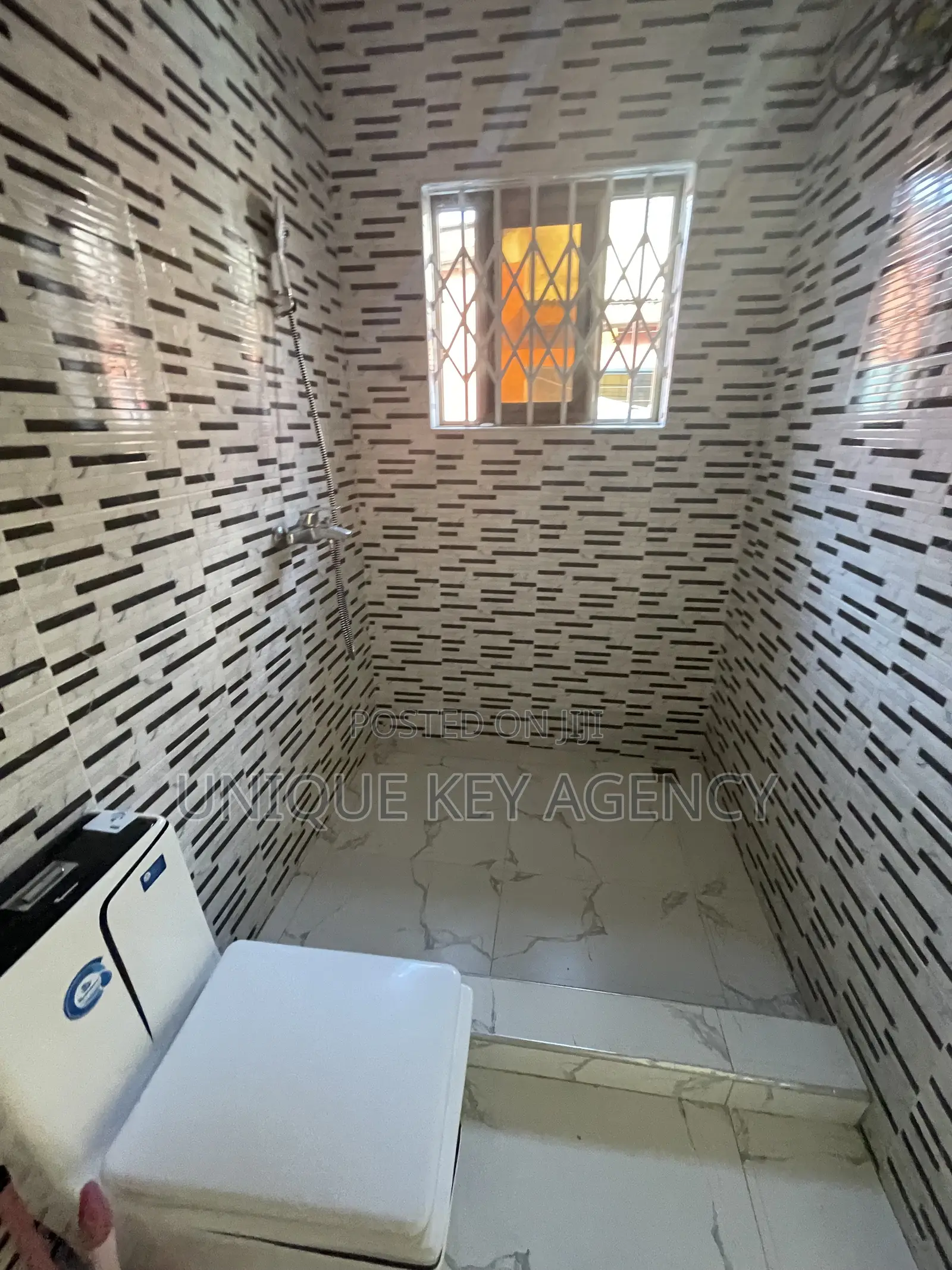 3bdrm House in Unique Key Agency, Tseaddo for rent
