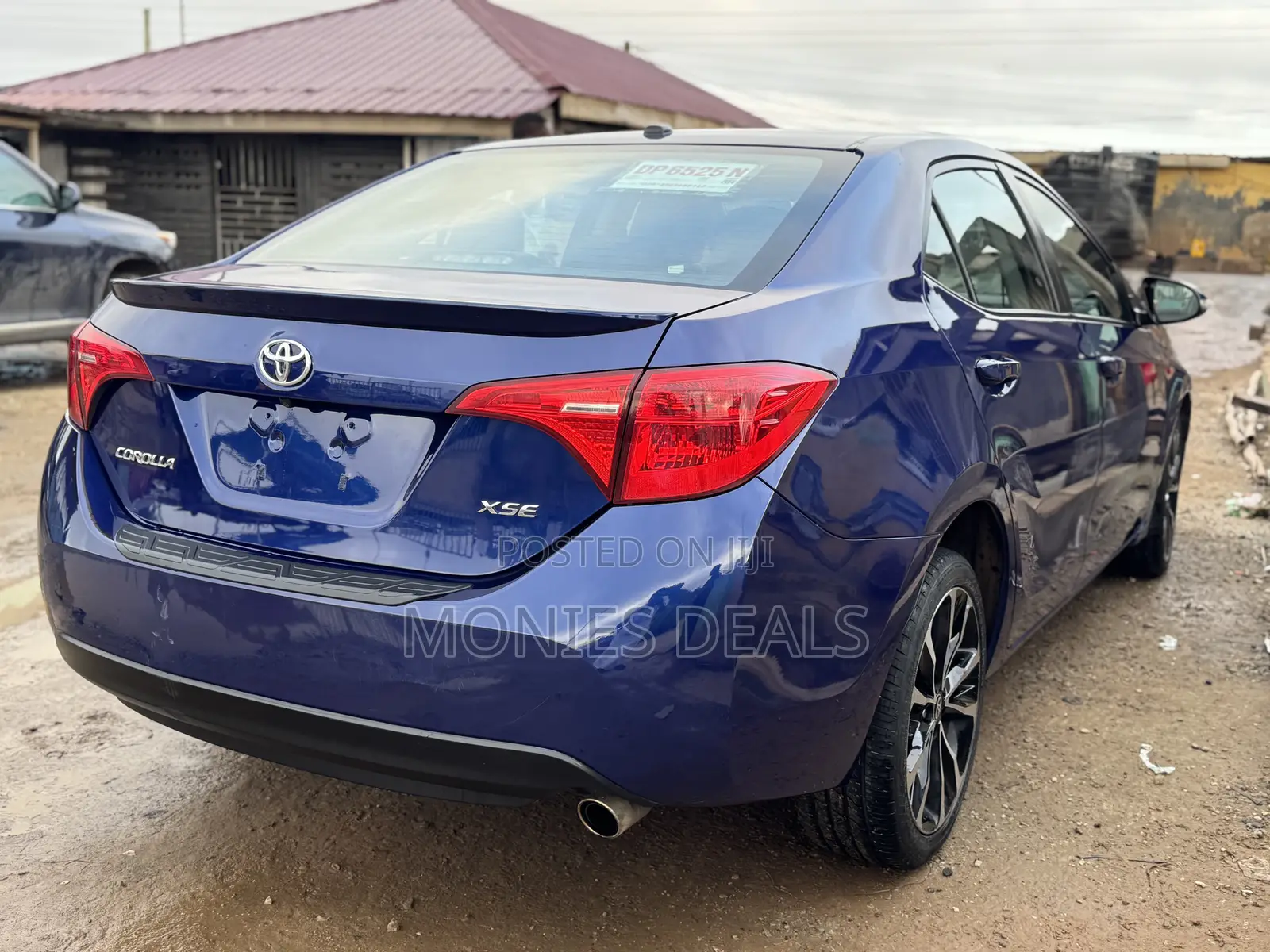 Toyota Corolla XSE 4dr Sedan (1.8L 4cyl CVT) 2017 Blue