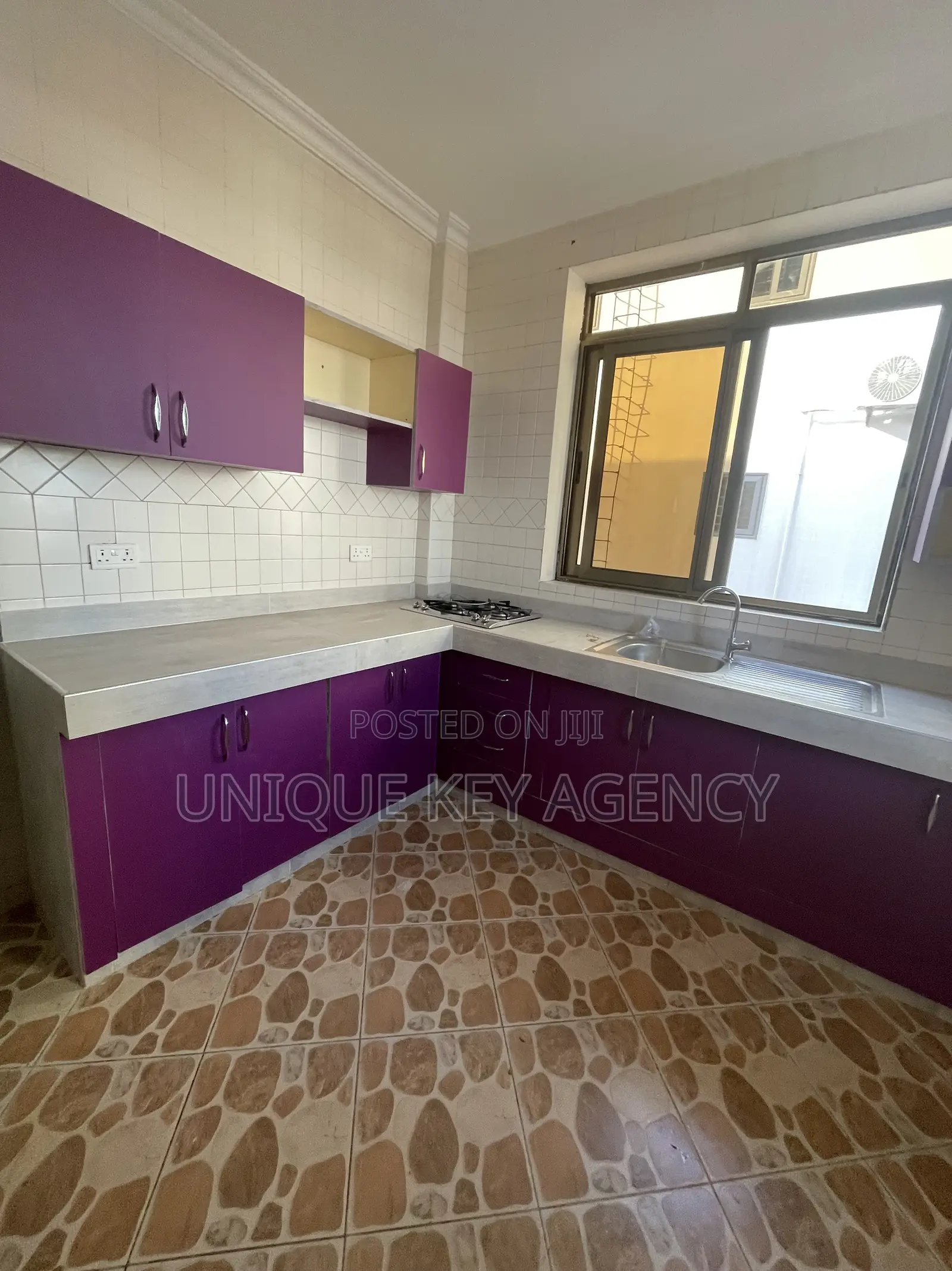 3bdrm Apartment in Unique Key Agency, Tseaddo for rent