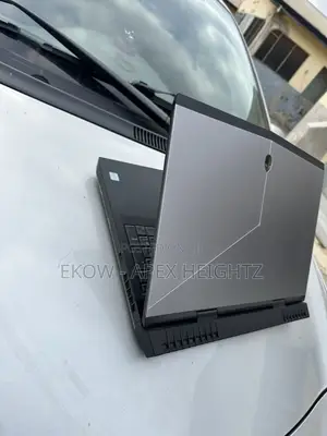 Laptop Alienware 17 R5 32GB Intel Core i7 HDD+SSD 1.5T