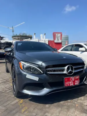 Mercedes-Benz C300 2017 Black