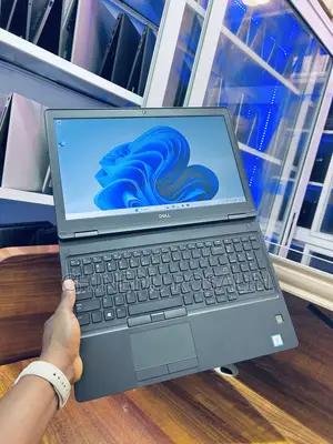 Laptop Dell Latitude 5590 8GB Intel Core i7 SSD 256GB