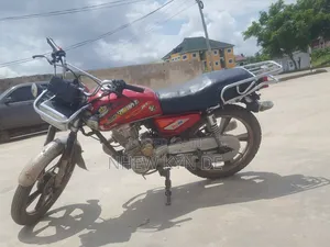 Royal RY125 2025 Red