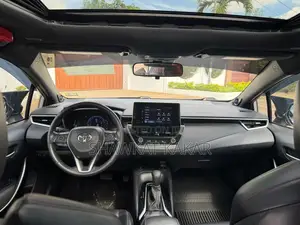 Toyota Corolla XSE 2024 Silver