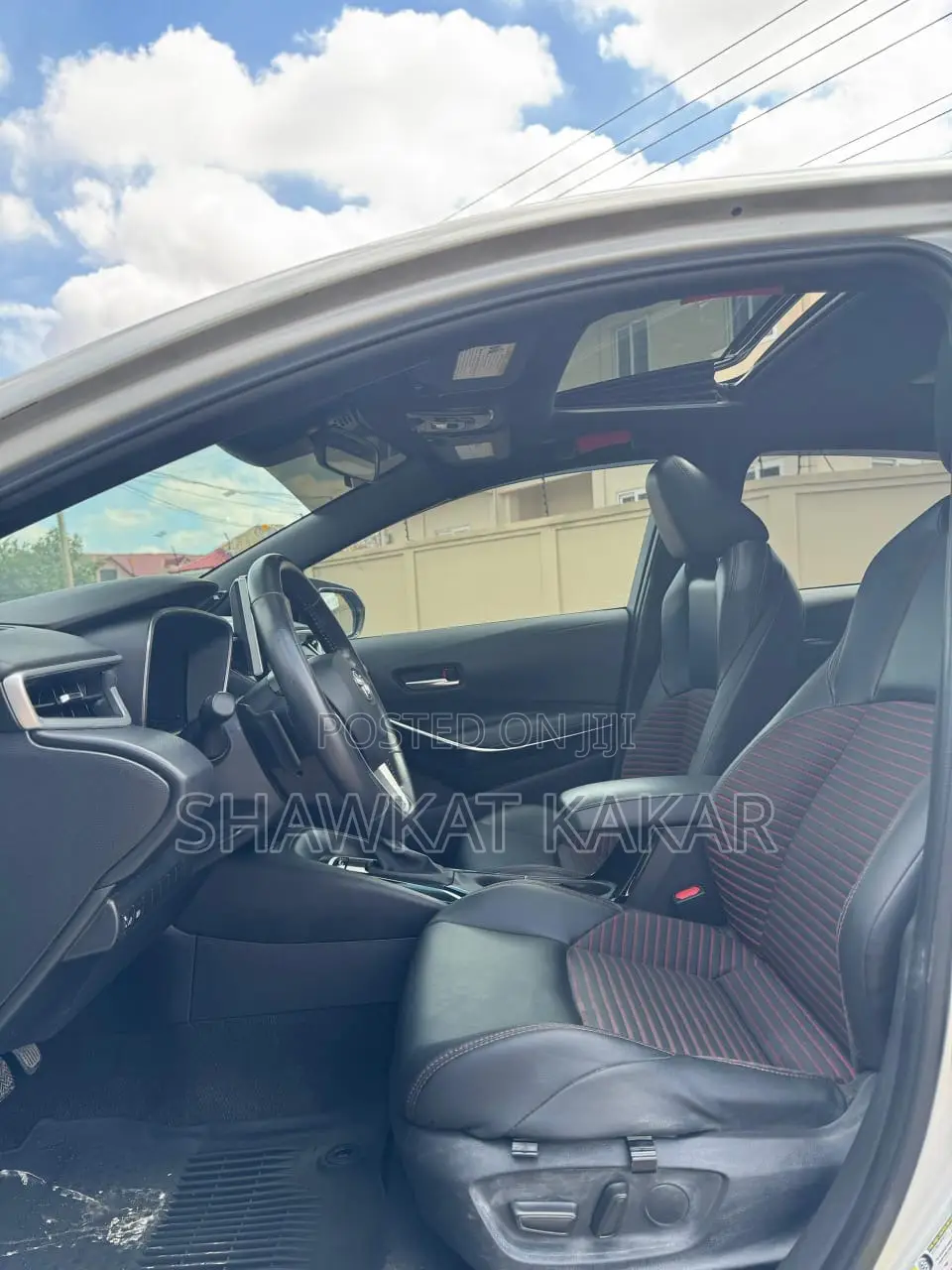 Toyota Corolla XSE 2024 Silver