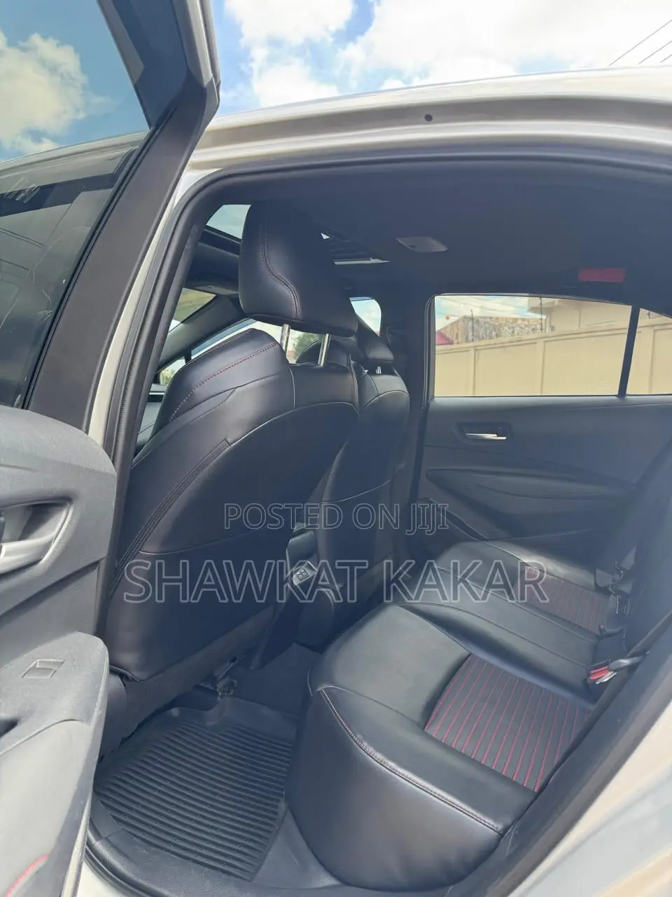 Toyota Corolla XSE 2024 Silver