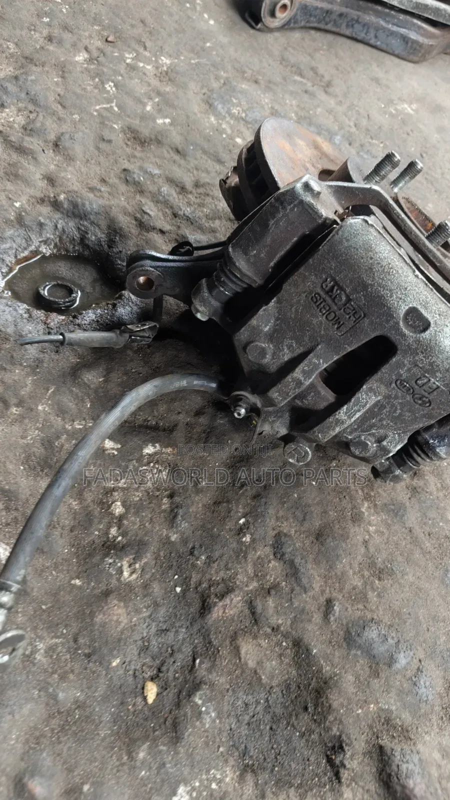 Hyundai Elantra Front Hub Complete