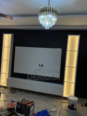 Modern and Premium Tv Stand /Console