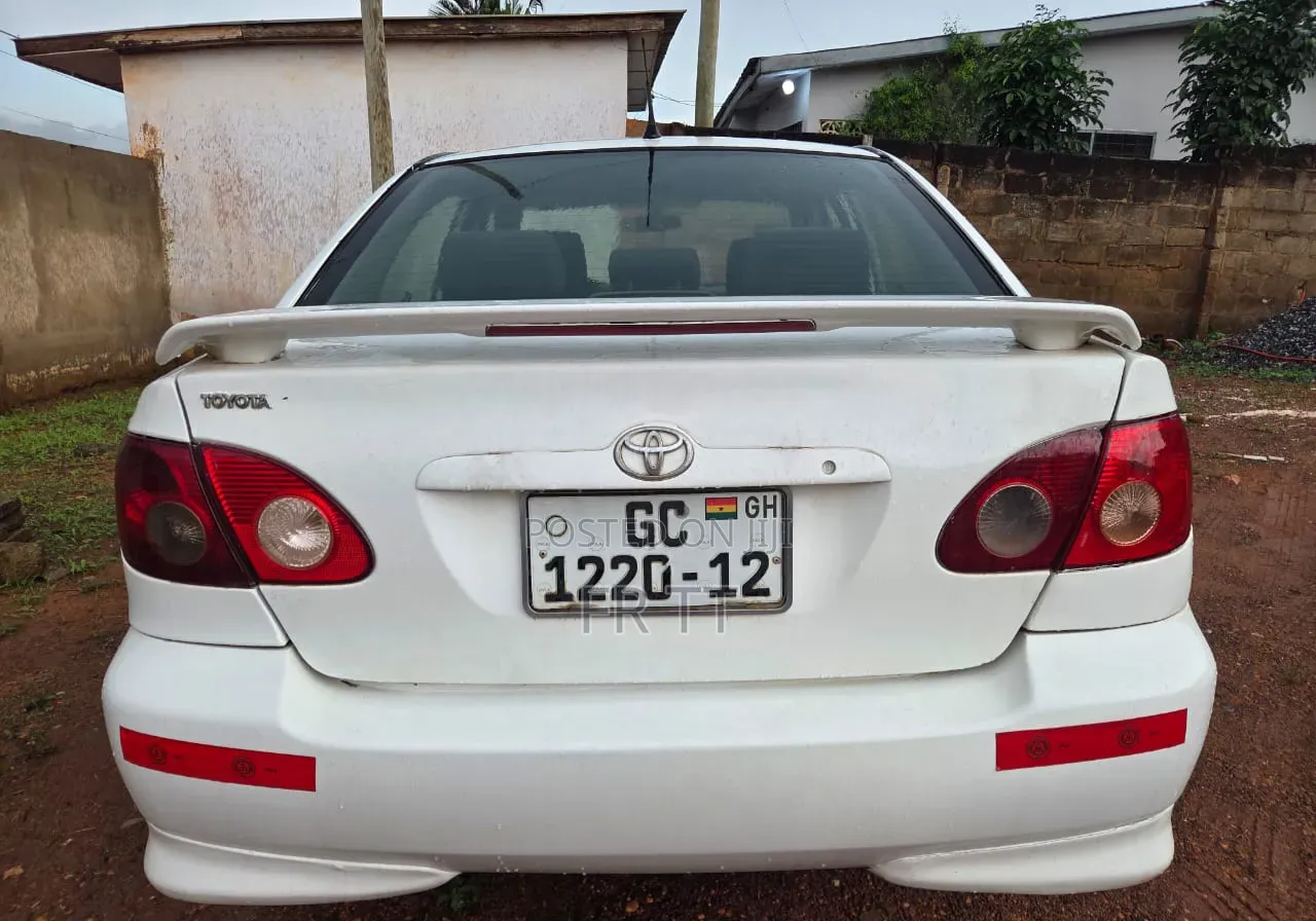 Toyota Corolla 2007 White