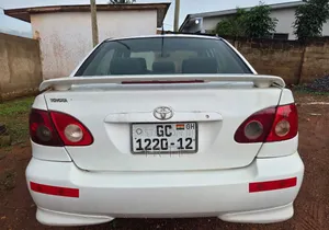 Toyota Corolla 2007 White