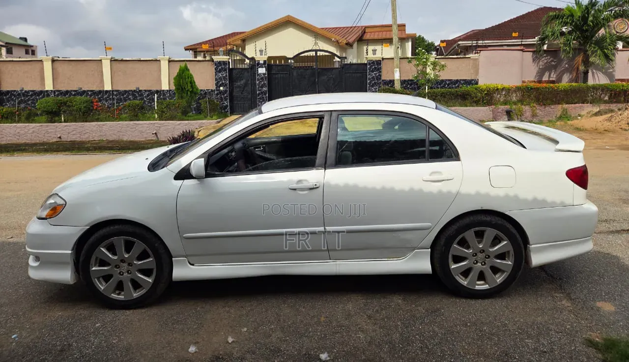 Toyota Corolla 2007 White