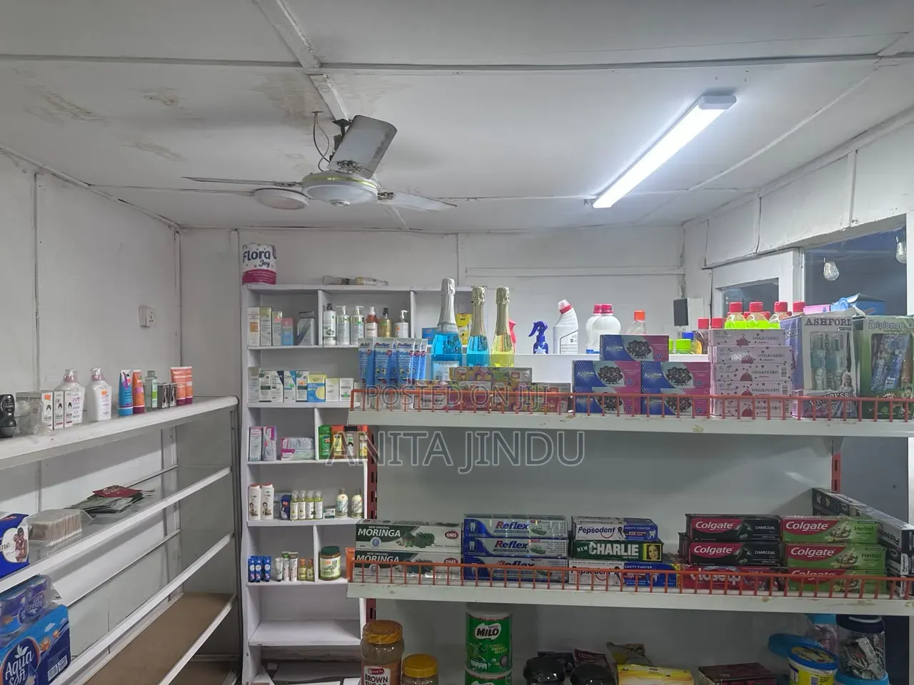 Spacious Container Shop For Rent
