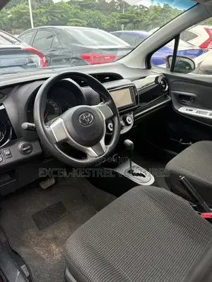 Toyota Vitz 1.3 FWD 5dr 2016 Brown