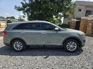 Kia Sorento 2.4L LX AWD 2018 Gray