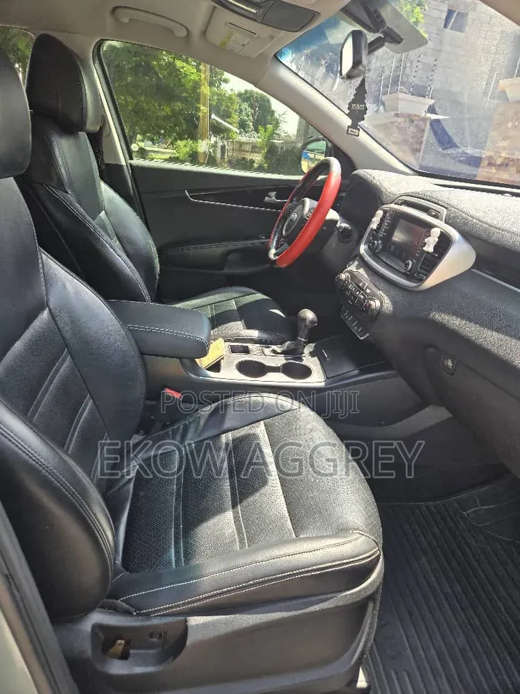 Kia Sorento 2.4L LX AWD 2018 Gray
