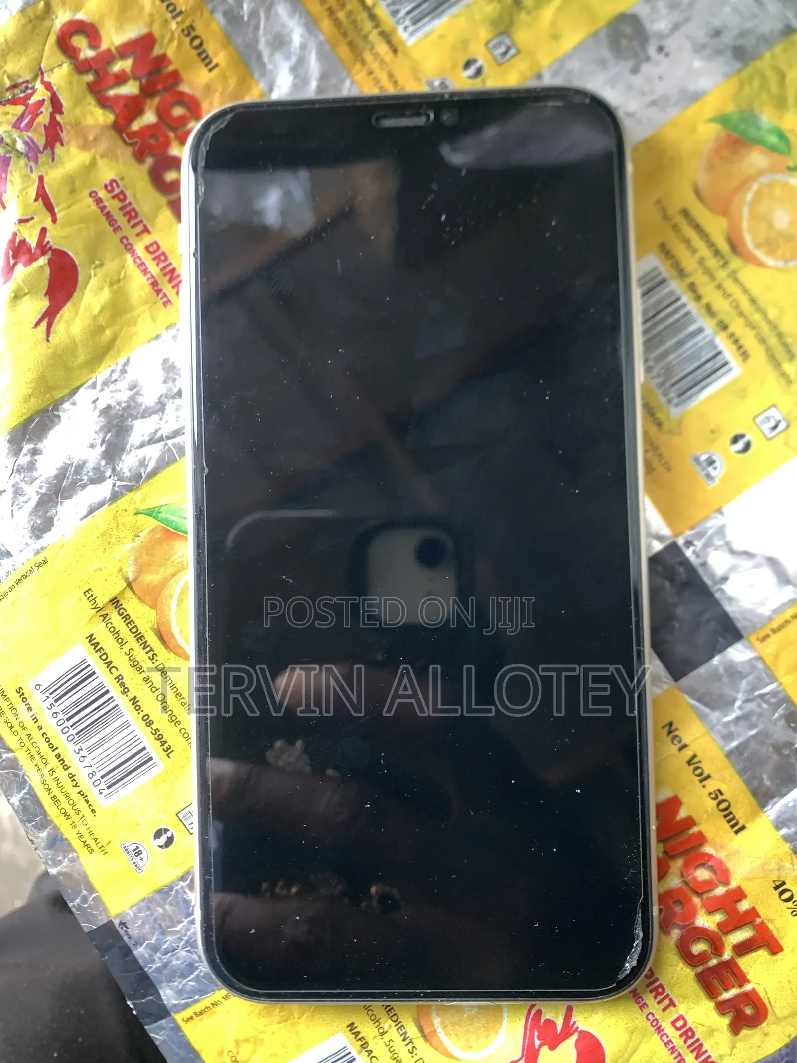 Apple iPhone 11 64 GB White