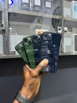 New Apple iPhone 13 128 GB Blue
